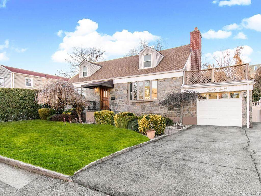 27 Thurton Place - Photo 1