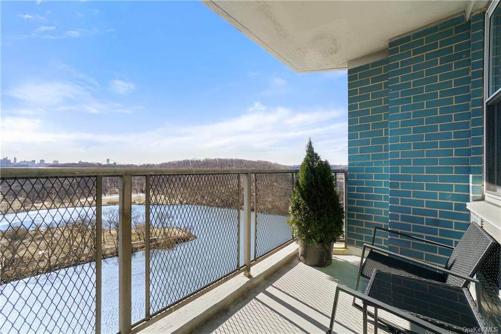 2400 Johnson Avenue - Photo 1