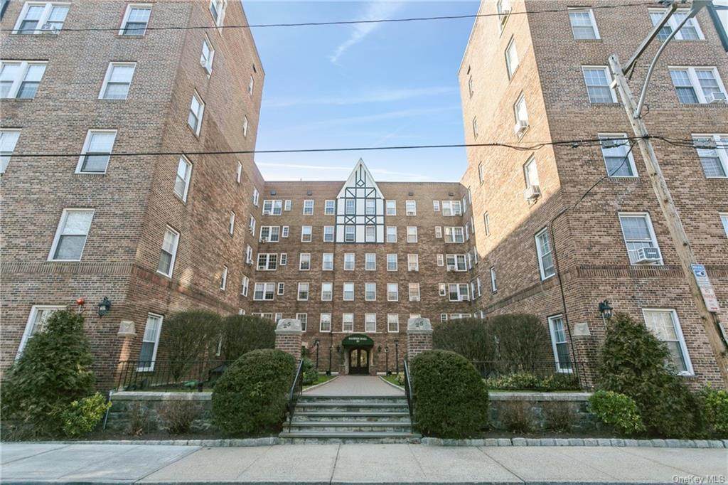 25 Parkview - Photo 1
