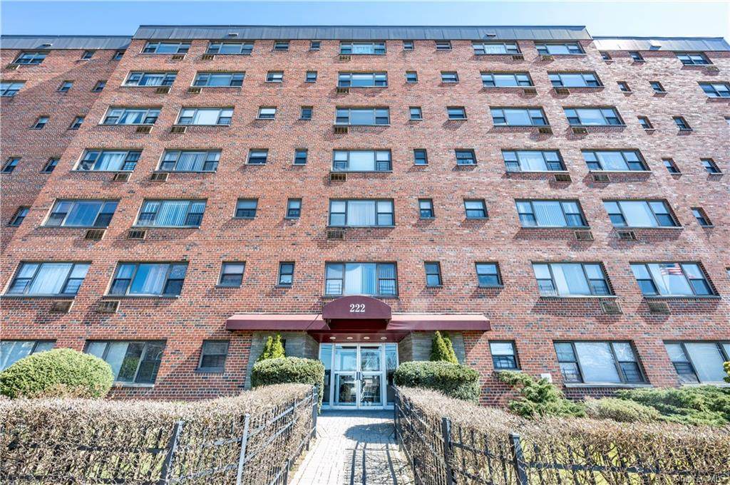 222 Broadway - Photo 1