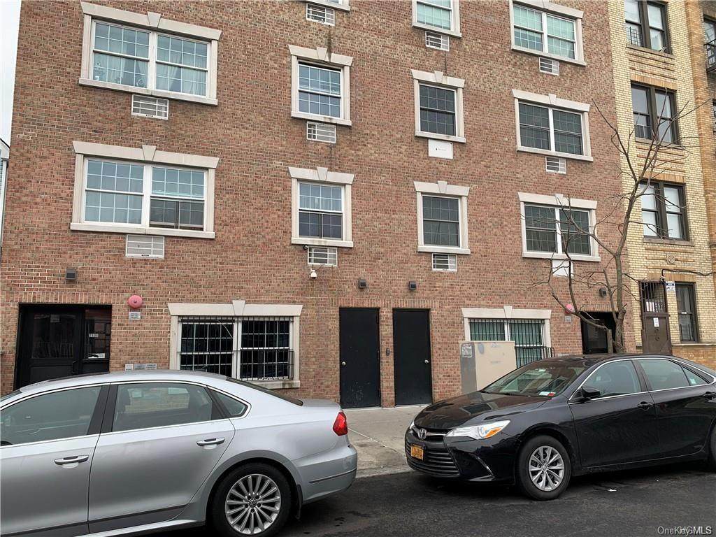 2538 Holland Avenue - Photo 1