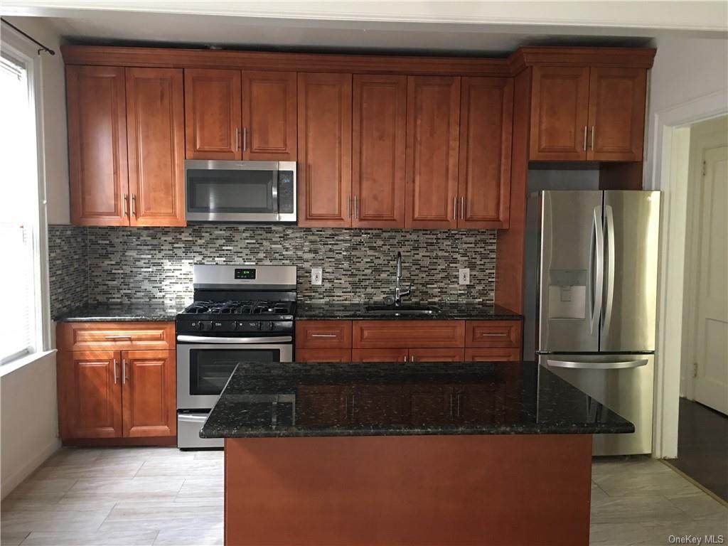 1622 Colden Avenue - Photo 1