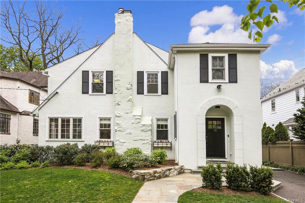 14 Nassau Road - Photo 1