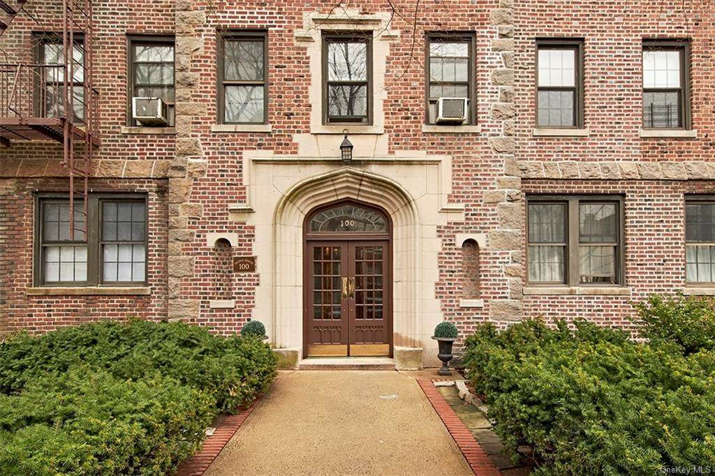 100 Parkway Road - Photo 1