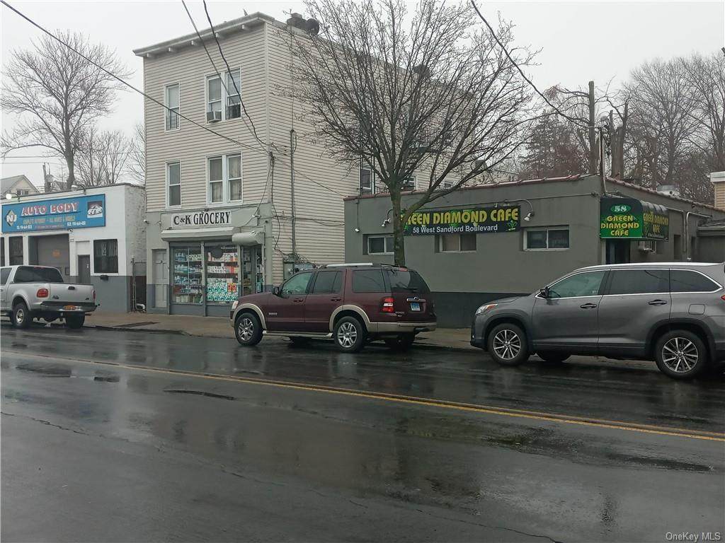 56 Sandford Boulevard - Photo 1