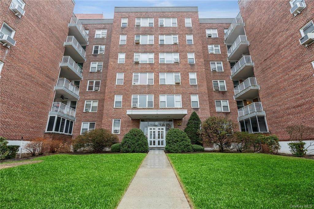 1255 North Avenue - Photo 1