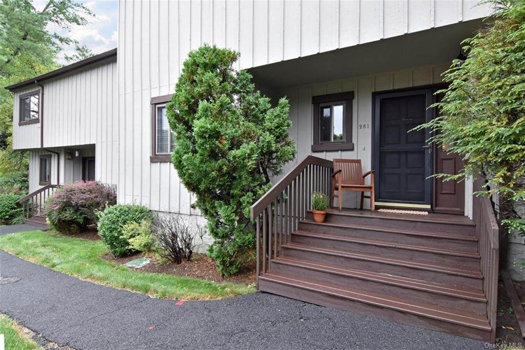 261 Birch Lane - Photo 1
