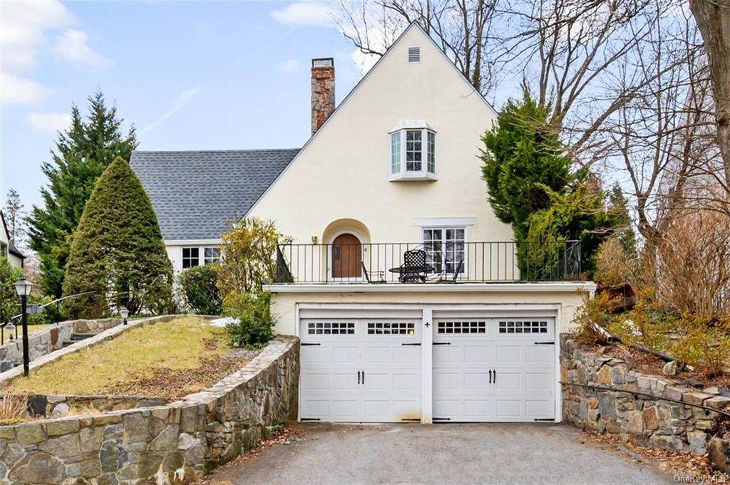 16 Robin Hill Road - Photo 1