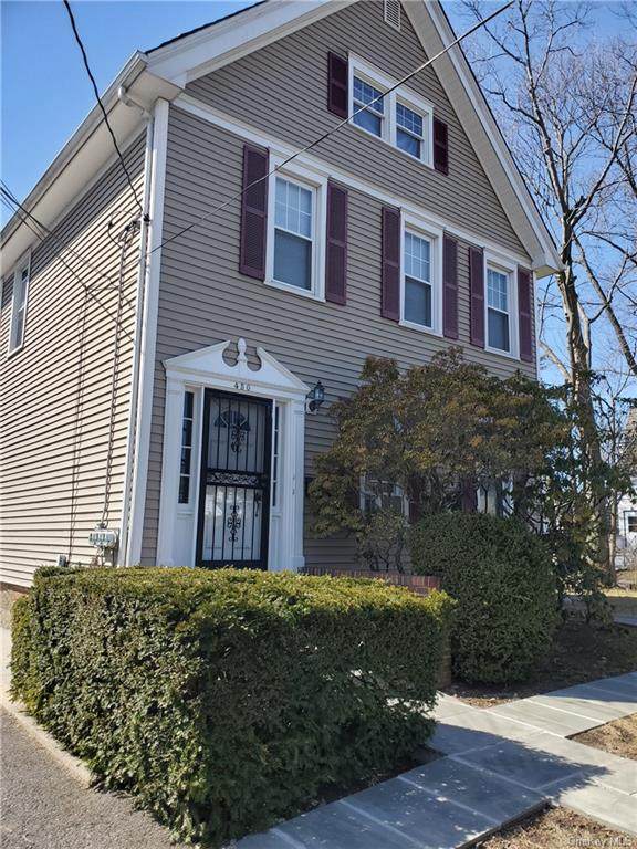 450 Barry Avenue - Photo 1