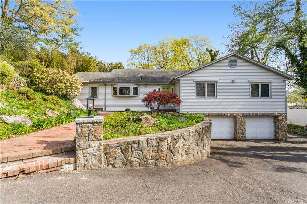 143 Rosedale Avenue - Photo 1