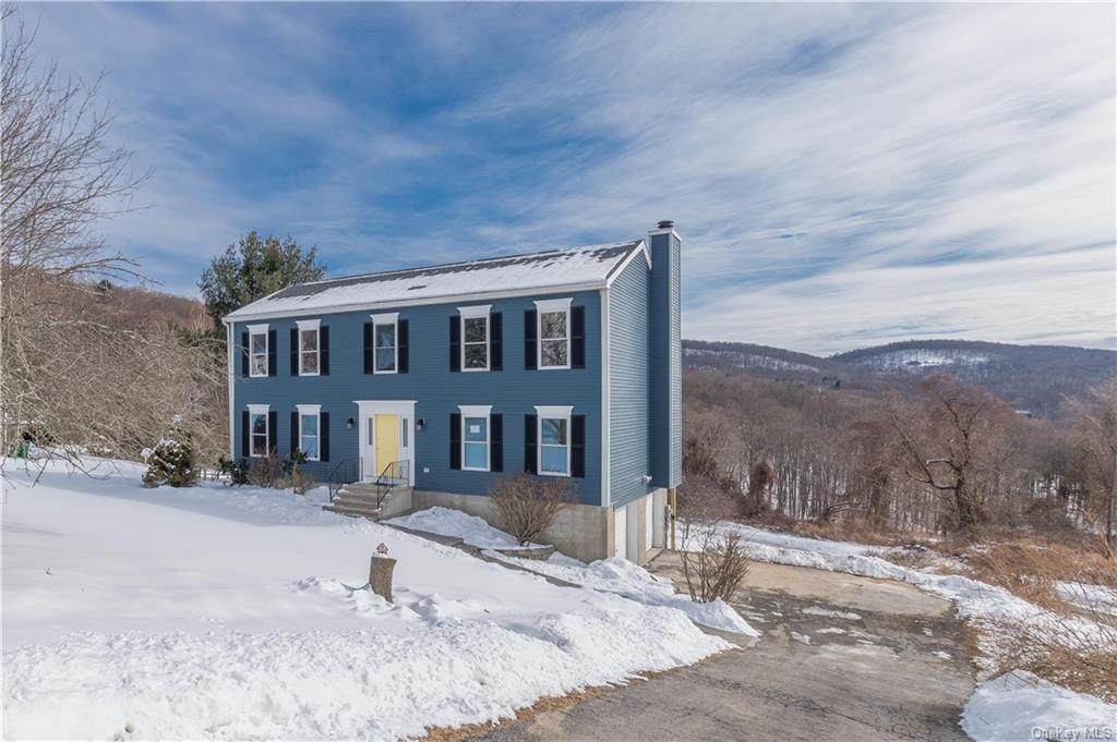 126 Stowe Drive - Photo 1