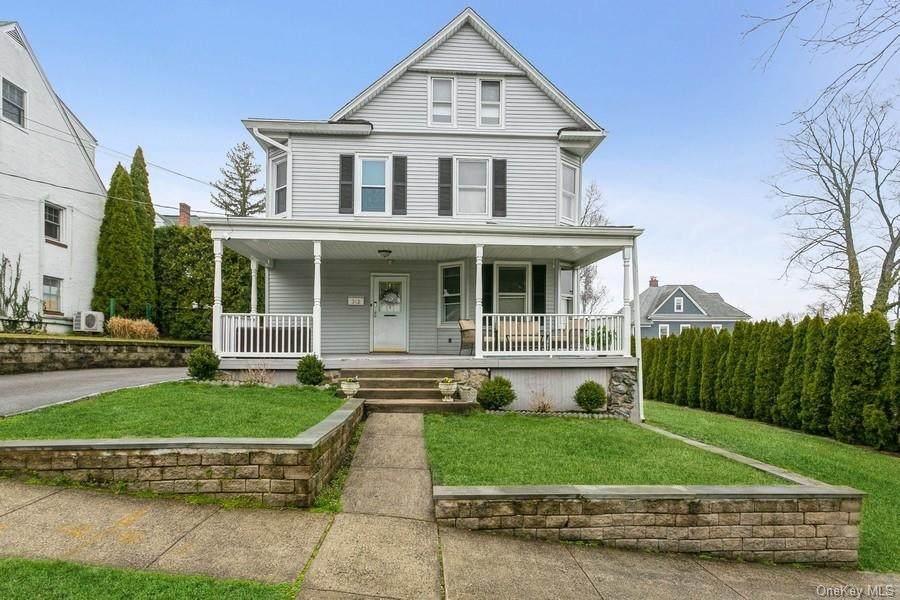 312 Travers Avenue - Photo 1