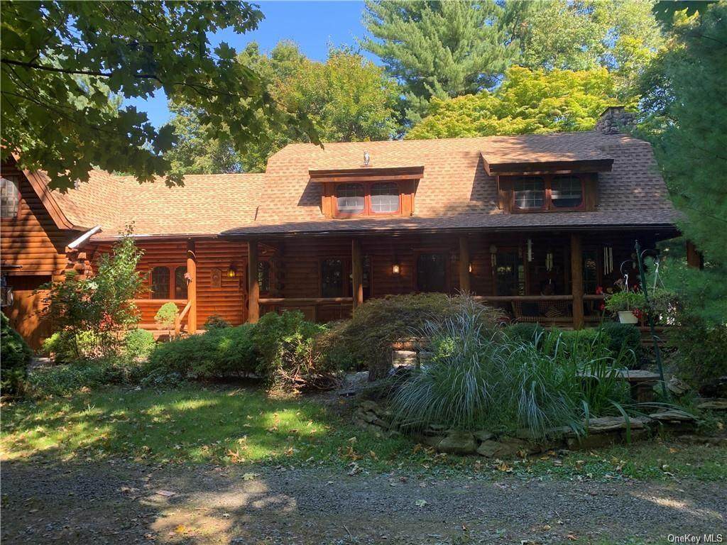547 Greenbush Road - Photo 1