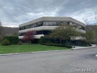 245 Saw Mill River Road - Photo 1