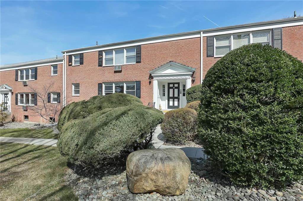 10 Lenox - Photo 1