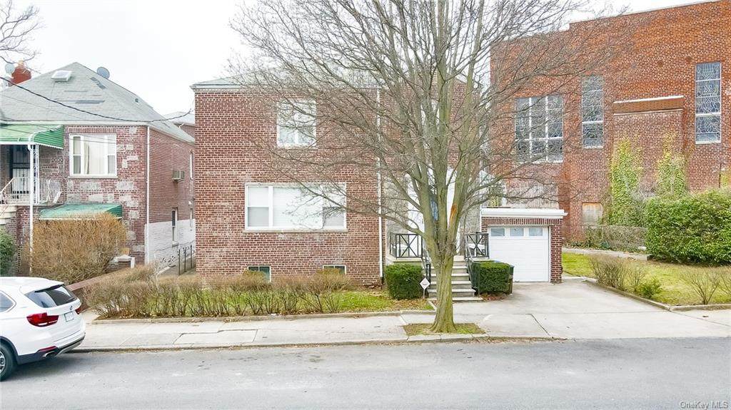 2423 Pearsall Avenue - Photo 1
