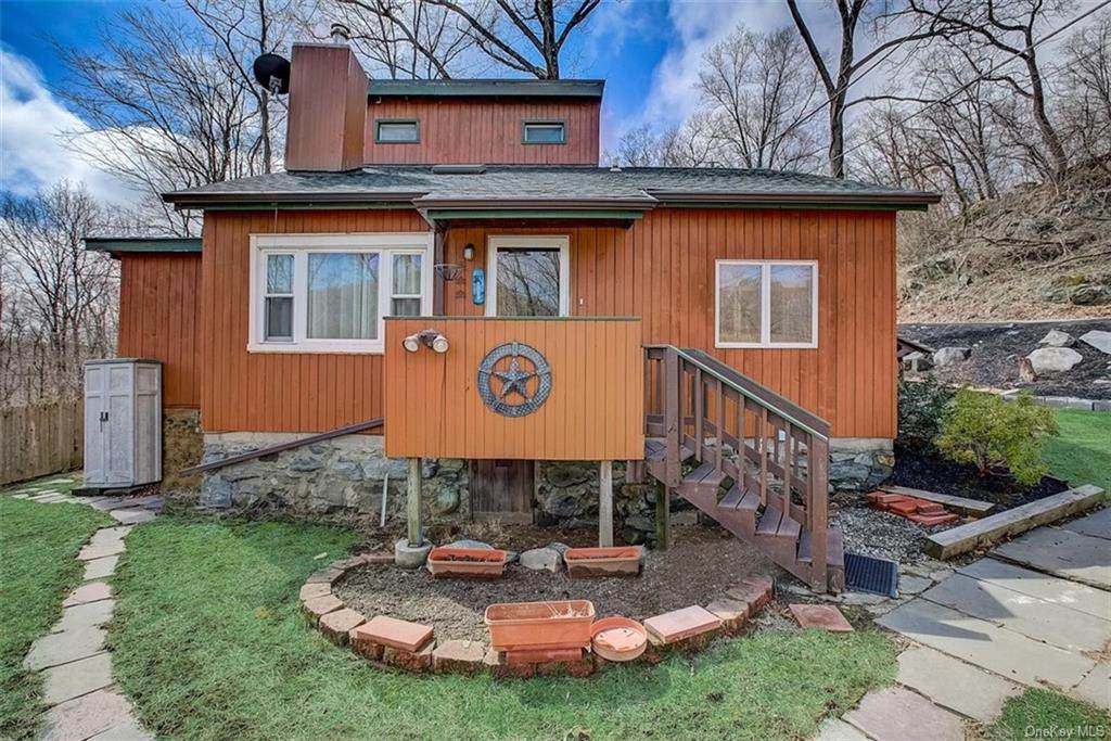 3 Shawnee Road - Photo 1