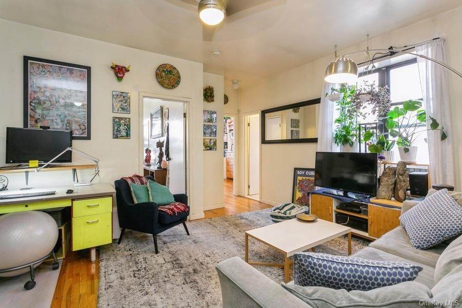 2410 Davidson Avenue - Photo 1