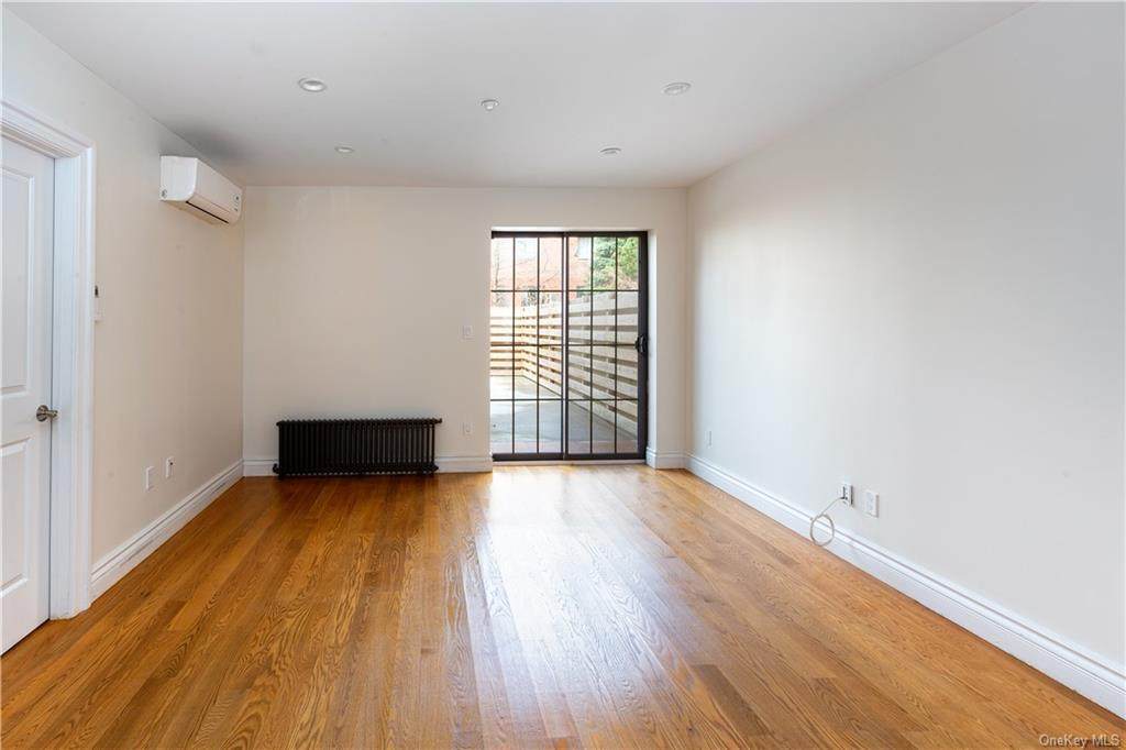 211 252nd Street - Photo 1