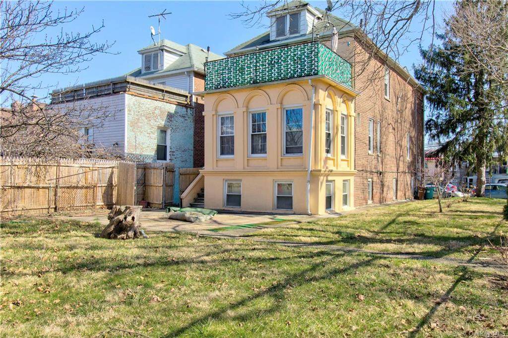2861 Coddington Avenue - Photo 1