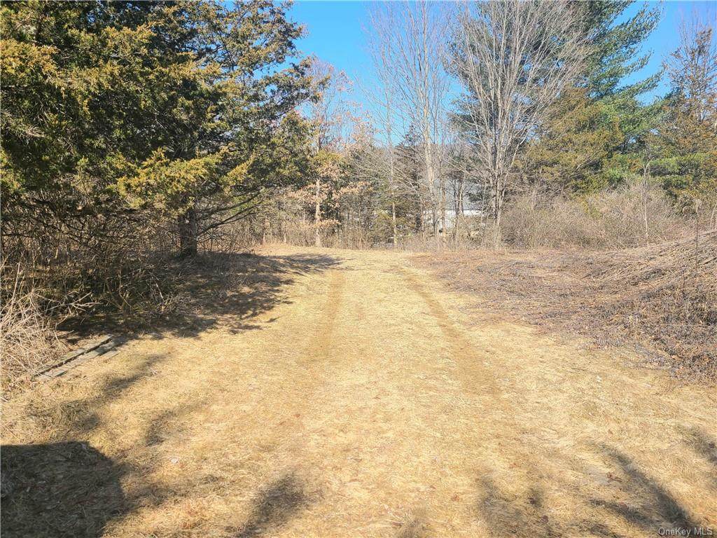 Route 82 - Photo 1