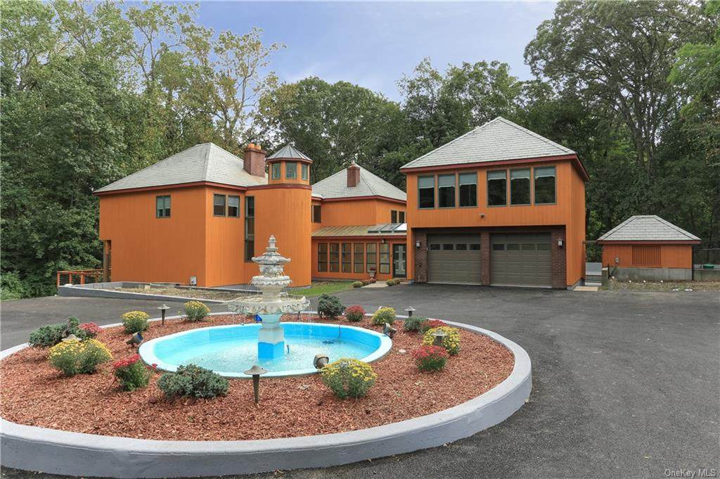 101 Manor Drive - Photo 1