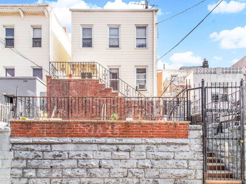 2316 Cambreleng Avenue - Photo 1