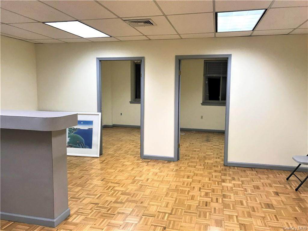3800 Tremont Avenue - Photo 1