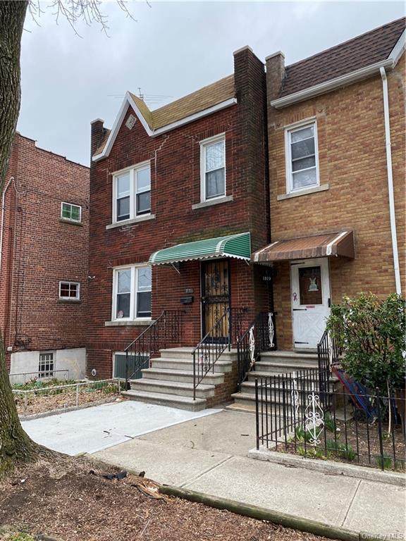 1317 Hobart Avenue - Photo 1