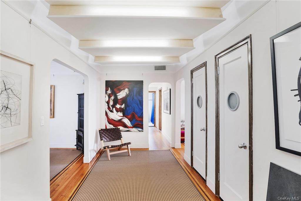 1075 Grand Concourse - Photo 1