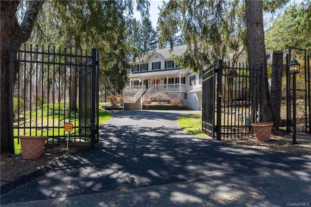 20 Sky Meadow Road - Photo 1