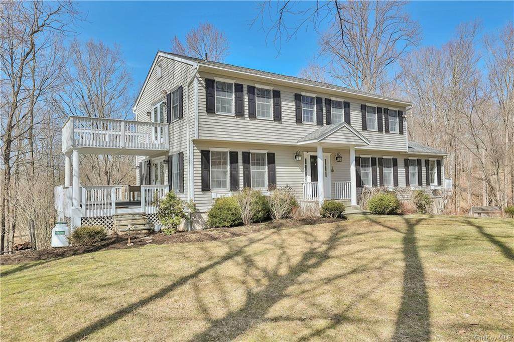 2 Lost Pond Lane - Photo 1