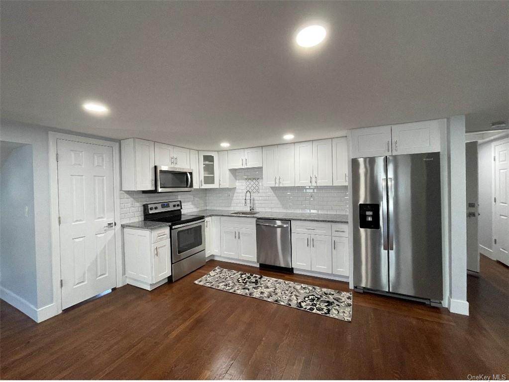 254 Ridge Street - Photo 1