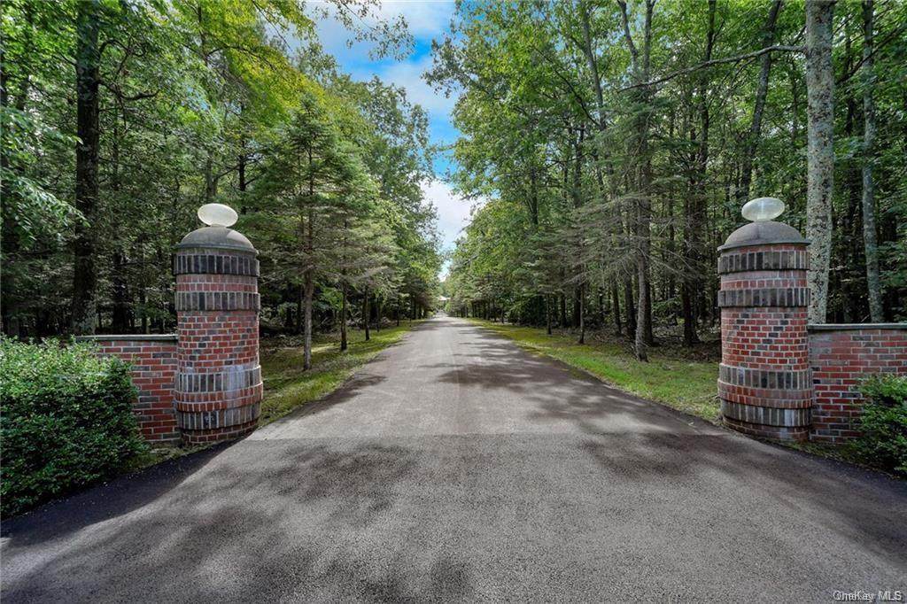139 Mullock Road - Photo 1