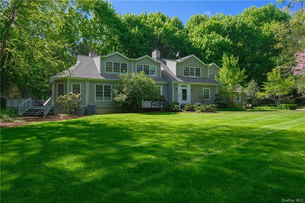 15 Wolfs Hill Road - Photo 1