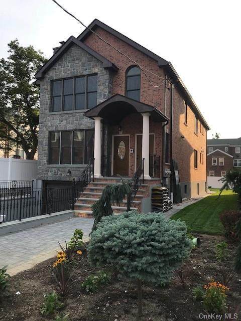 2063 Narragansett Avenue - Photo 1