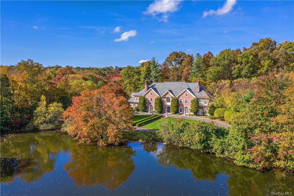 301 Round Hill Road - Photo 1