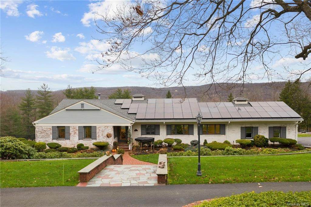 11 Rose Hill Road - Photo 1