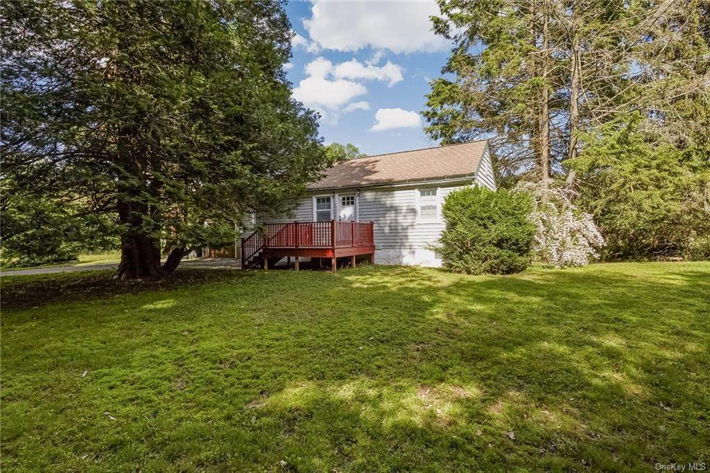 380 Whippoorwill Road - Photo 1
