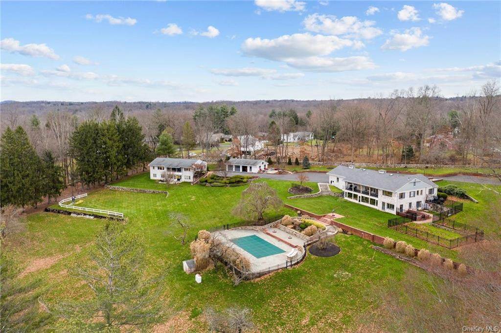 13 Rose Hill Road - Photo 1