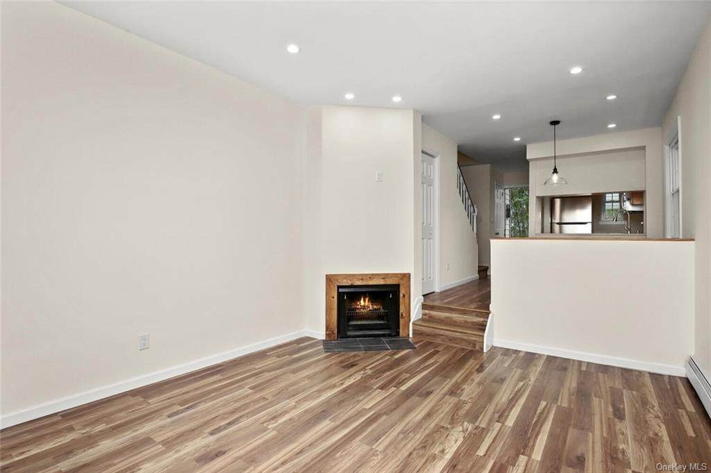 10 Westview Avenue - Photo 1
