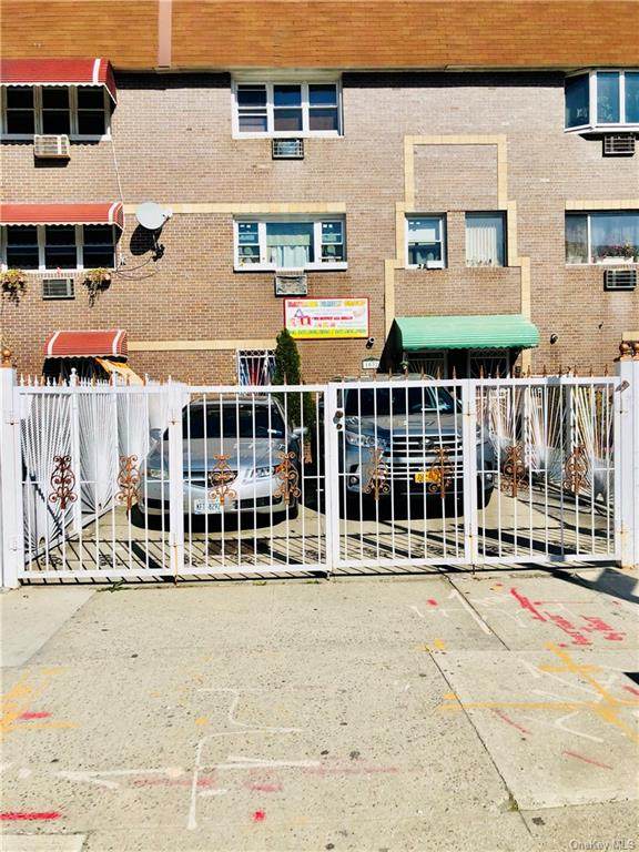 1032 Hoe Avenue - Photo 1