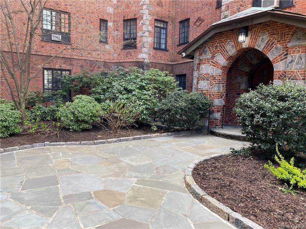 45 Pondfield Road - Photo 1