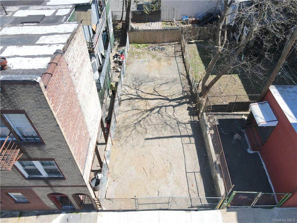 4 Orchard Street - Photo 1