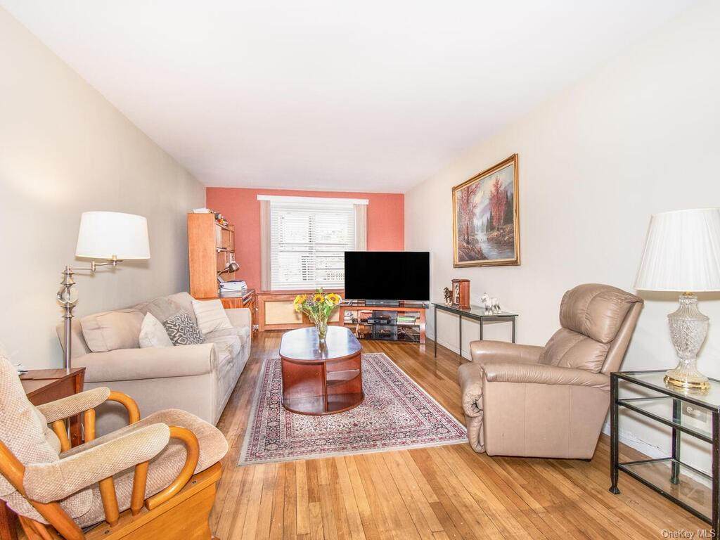 629 Kappock Street - Photo 1