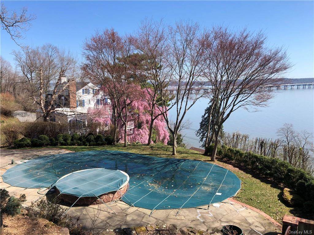 135 River Road - Photo 1