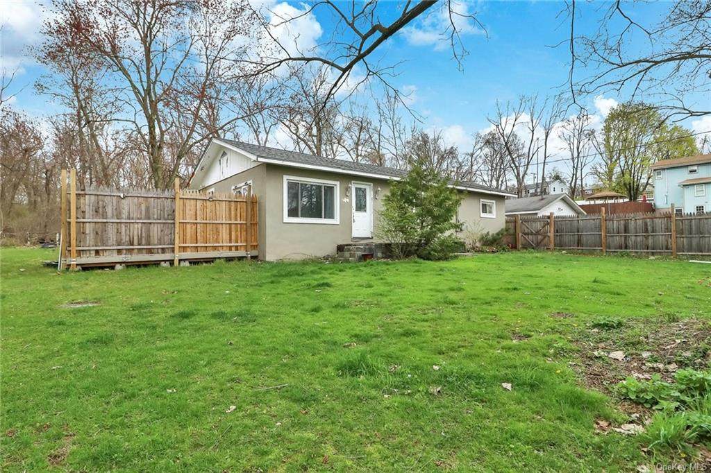 14 Spruce Avenue - Photo 1