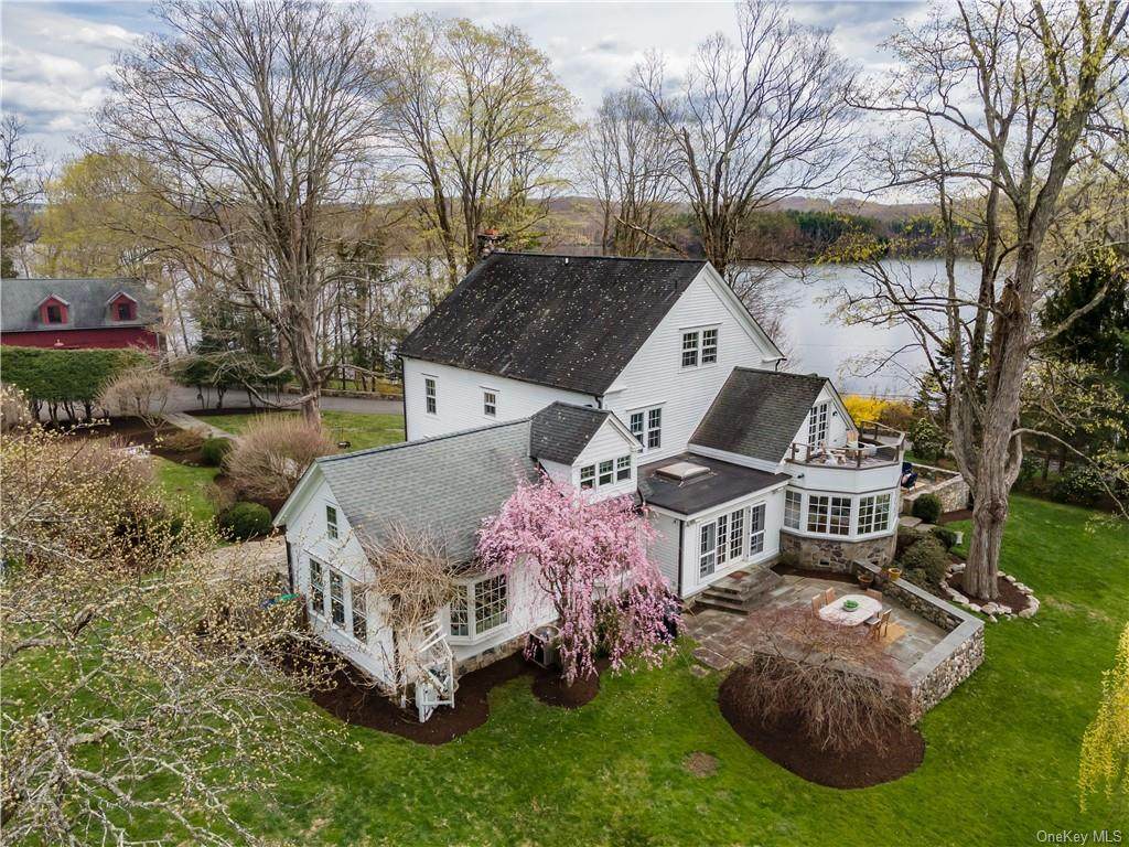 154 Titicus Road - Photo 1