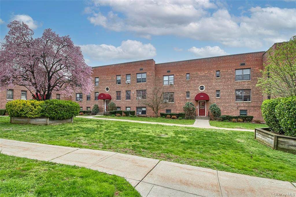 214 Richbell - Photo 1
