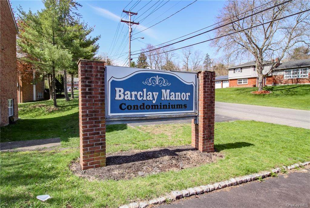 3009 Barclay Manor - Photo 1